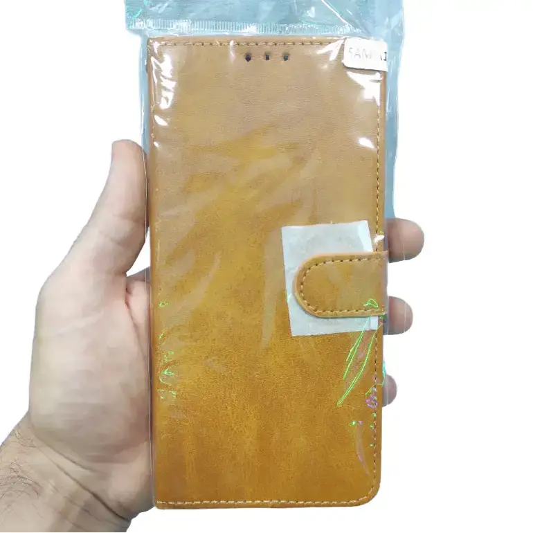 کیف گوشی سامسونگ A13 چرمی اسپورت رنگ کرم کد 02 https://ceobp.com